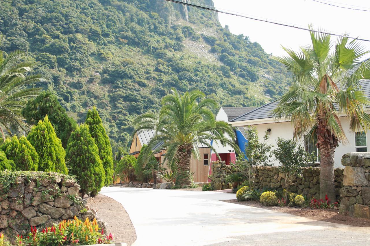 Mirvill Pension & Resort Seogwipo Exterior foto